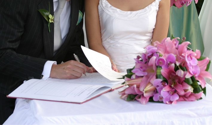 matrimonio celebrado en el exterior cuando uno de los cónyuges es español